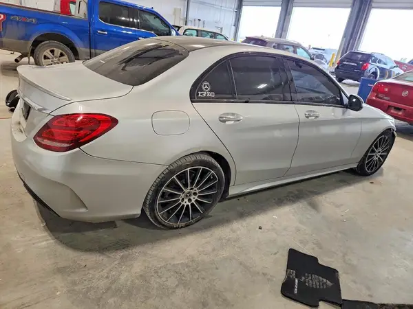WDDWF4KB2JR411918 — 2018 Mercedes-Benz C-Klasse, фото 3 с аукциона Copart, Боковая часть