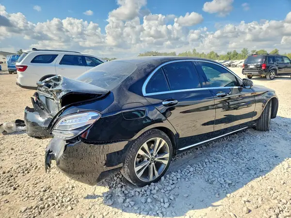 55SWF4JB8JU279778 — 2018 Mercedes-Benz C-Klasse, фото 3 с аукциона Copart, Задняя часть