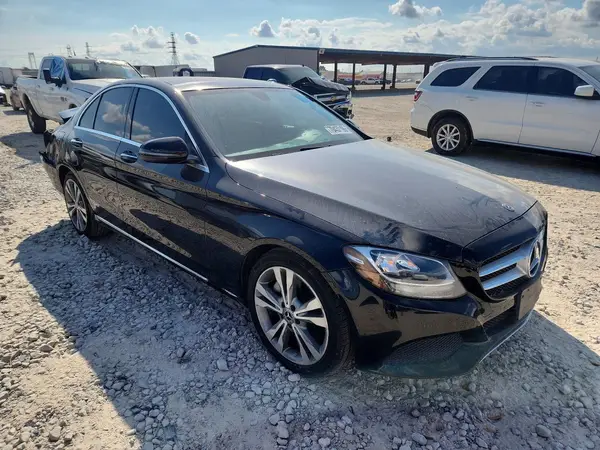 55SWF4JB8JU279778 — 2018 Mercedes-Benz C-Klasse, фото 4 с аукциона Copart, Задняя часть