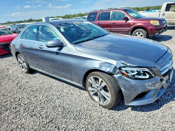 55SWF8EB0KU306572 — 2019 Mercedes-Benz C-Klasse, фото 4 с аукциона Copart, Передняя часть
