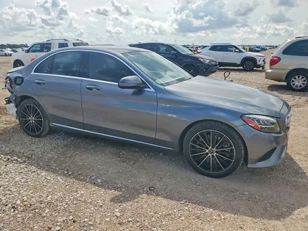 55SWF8DB7KU315948 — 2019 Mercedes-Benz C-Klasse, фото 4 с аукциона Copart, Задняя часть