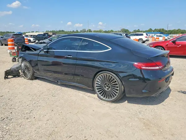 WDDWJ8DB3KF774363 — 2019 Mercedes-Benz C-Klasse, фото 2 с аукциона Copart, Передняя часть