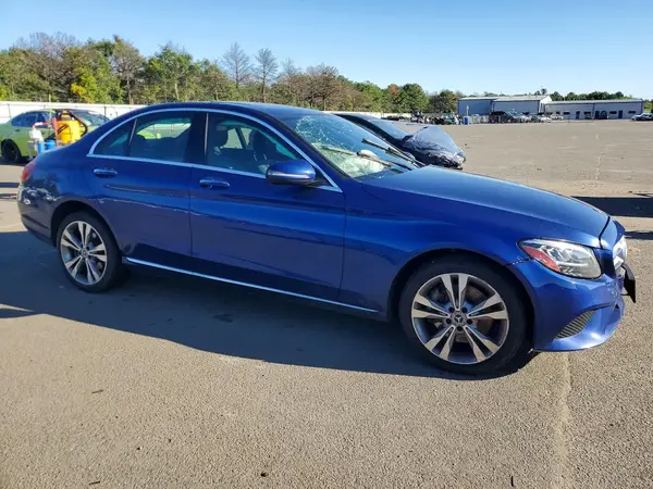 55SWF8EB0KU290292 — 2019 Mercedes-Benz C-Klasse, фото 4 с аукциона Copart, Передняя часть