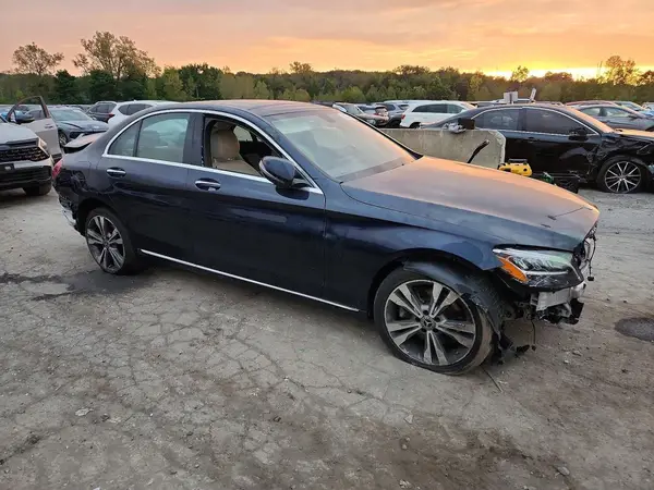 55SWF8EB1KU284095 — 2019 Mercedes-Benz C-Klasse, фото 4 с аукциона Copart, Задняя часть