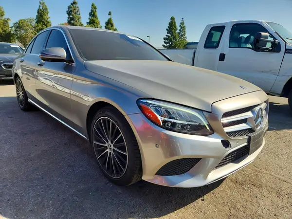55SWF8DB0KU299365 — 2019 Mercedes-Benz C-Klasse, фото 4 с аукциона Copart, Ходовая часть