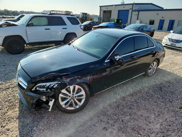 55SWF8DB4KU295190 — 2019 Mercedes-Benz C-Klasse, Боковая часть (Side), фото до ремонта