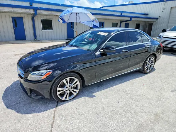 55SWF8DB7KU284359 — 2019 Mercedes-Benz C-Klasse, Боковая часть (Side), фото до ремонта