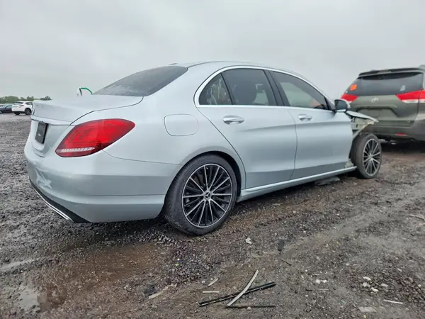 W1KWF8DB2MR629172 — 2021 Mercedes-Benz C-Klasse, фото 3 с аукциона Copart, Передняя часть
