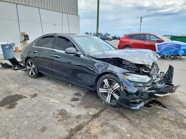 W1KAF4GB6SR239378 — 2025 Mercedes-Benz C-Klasse, фото 4 с аукциона Copart, Передняя часть