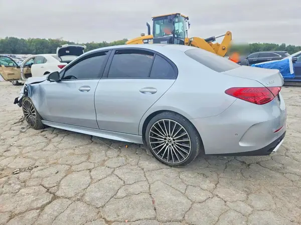 W1KAF4GB7SR291148 — 2025 Mercedes-Benz C-Klasse, фото 2 с аукциона Copart, Передняя часть