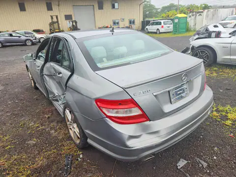 2010 MERCEDES-BENZ C VIN WDDGF5EB5AR102031 фото 2