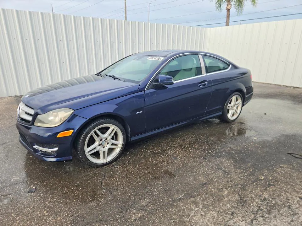2012 MERCEDES-BENZ C VIN WDDGJ4HB3CF746345 фото 1