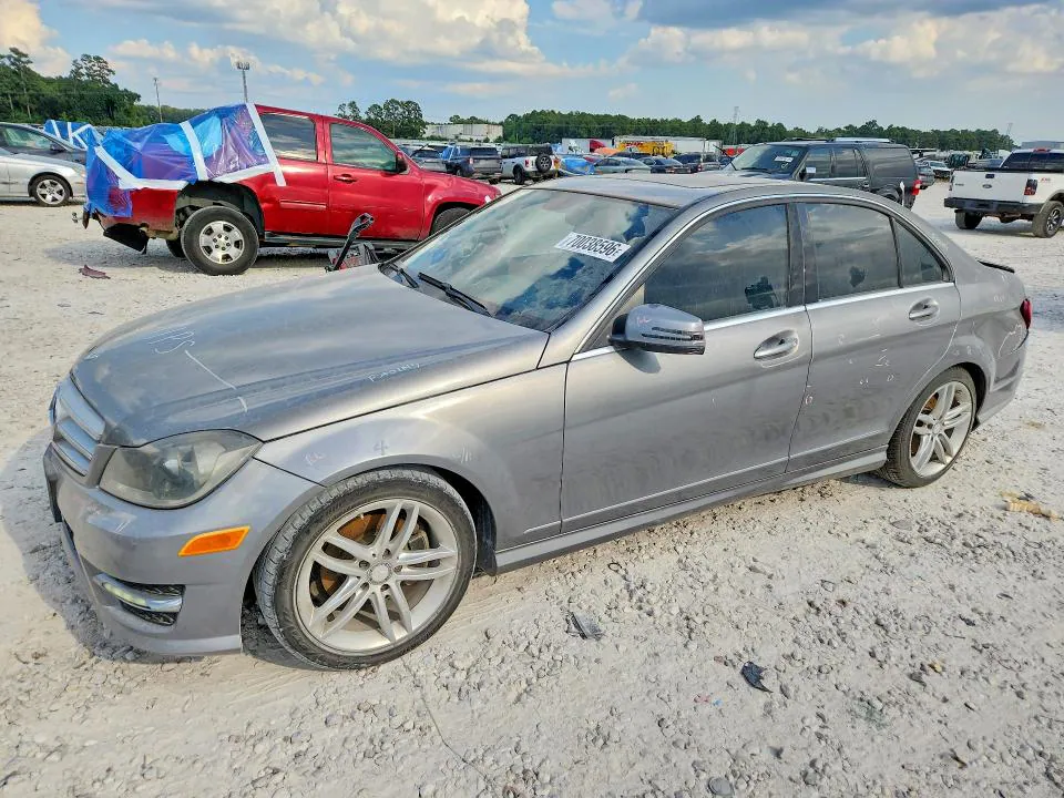 2013 MERCEDES-BENZ C VIN WDDGF4HB3DR299985 фото 1