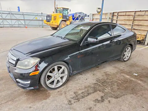 WDDGJ4HBXDF997848 — 2013 Mercedes-Benz C, Мелкие вмятины и царапины (Minor Dent/Scratches), фото до ремонта