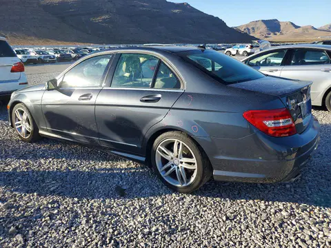 2014 Mercedes-Benz C VIN WDDGF8AB2EA942134 фото 2