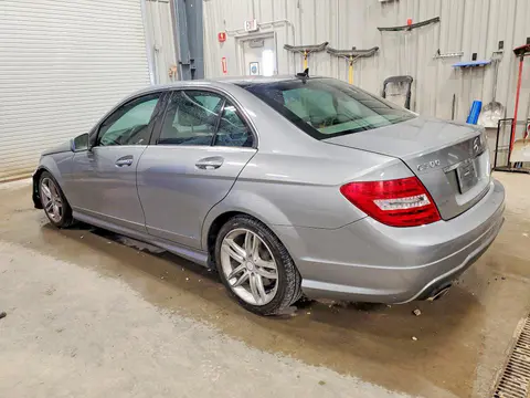2014 Mercedes-Benz C VIN WDDGF8AB8EA944101 фото 2