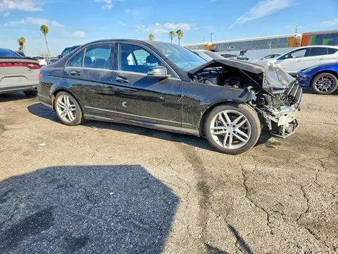 WDDGF4HB1ER311133 — 2014 Mercedes-Benz C, фото 4 с аукциона Copart 13.10.2026, Передняя часть