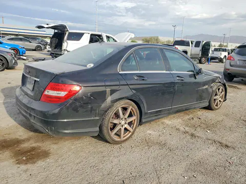 2014 Mercedes-Benz C VIN WDDGF4HB9EG251713 фото 3