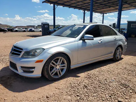 WDDGF4HB1EG159382 — 2014 Mercedes-Benz C, Задняя часть (Rear End), фото до ремонта