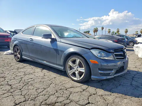 2014 Mercedes-Benz C VIN WDDGJ4HB4EG171962 фото 4