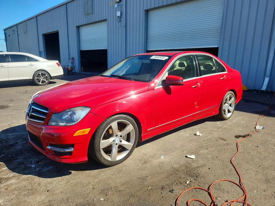2014 MERCEDES-BENZ C VIN WDDGF4HB8EA965416 фото 1
