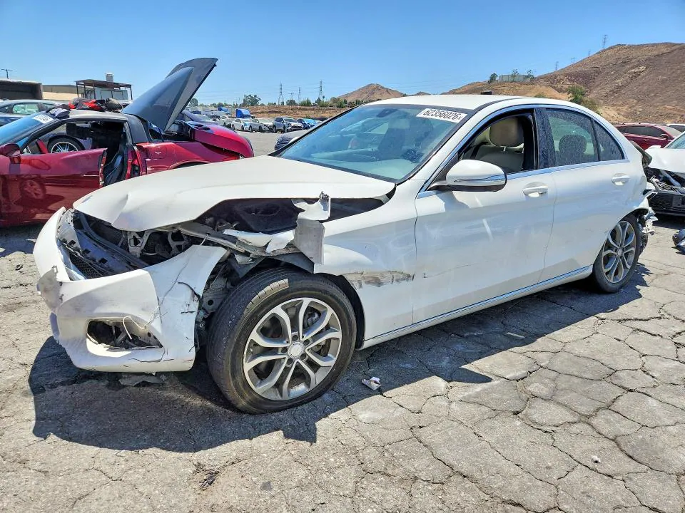 2015 Mercedes-Benz C VIN 55SWF4JB1FU069238 фото 1