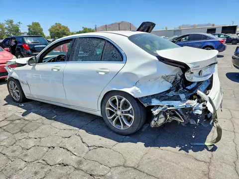 2015 Mercedes-Benz C VIN 55SWF4JB1FU069238 фото 2
