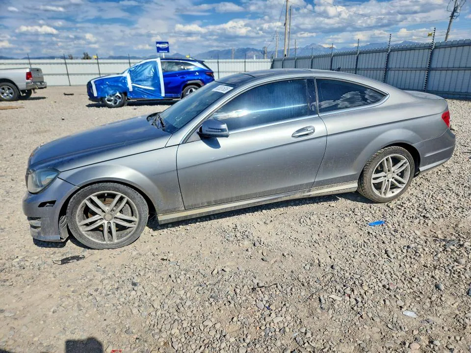 2015 MERCEDES-BENZ C VIN WDDGJ8JB3FG442321 фото 1
