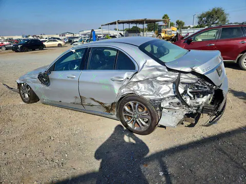 2015 Mercedes-Benz C VIN 55SWF4JB4FU066186 фото 2