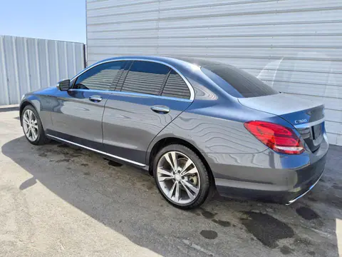 2015 Mercedes-Benz C VIN 55SWF4KB5FU037052 фото 2