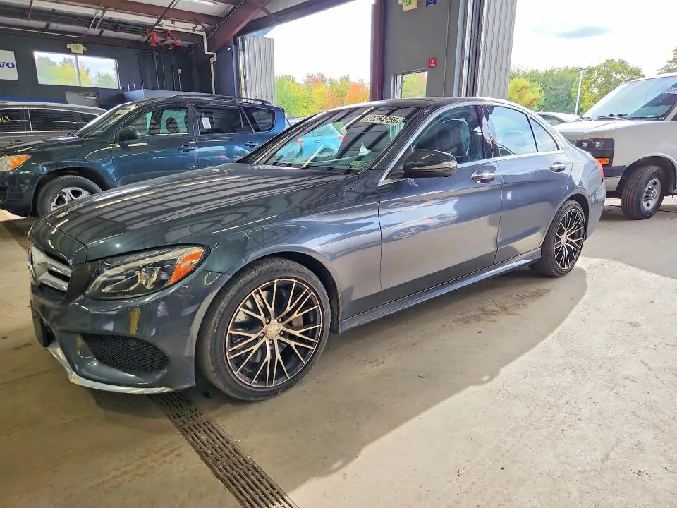 2015 Mercedes-Benz C VIN 55SWF4KBXFU038942 фото 1