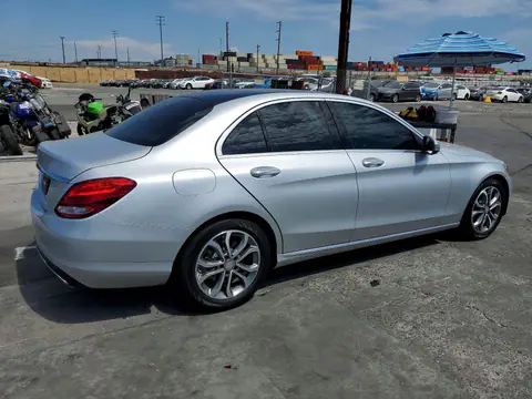 55SWF4JB5GU163320 — 2016 Mercedes-Benz C, фото 3 с аукциона Copart 30.09.2026, Боковая часть