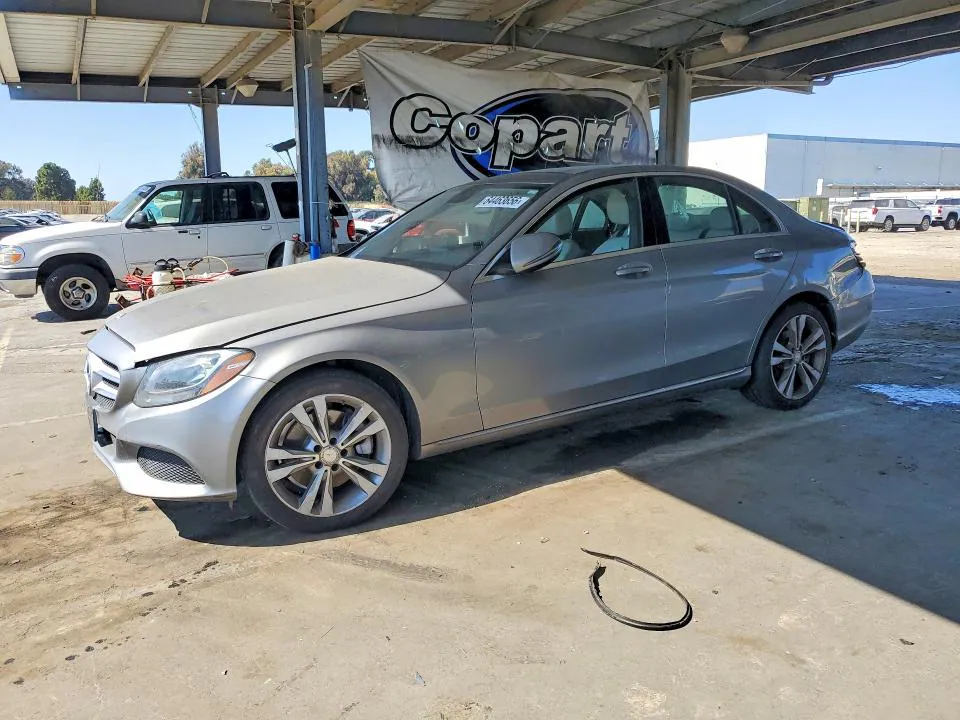 2016 Mercedes-Benz C VIN 55SWF4KB0GU136766 фото 1