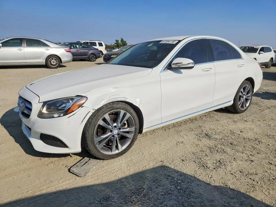 55SWF4JB1GU176582 Mercedes-Benz C 2016 — повреждение Передняя часть, фото до ремонта