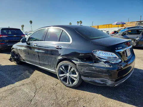 55SWF4JB5GU098565 — 2016 Mercedes-Benz C, фото 2 с аукциона Copart 29.09.2026, Передняя часть
