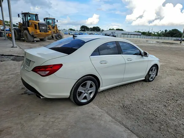 WDDSJ4EB9GN354724 — 2016 Mercedes-Benz CLA-Klasse, фото 3 с аукциона Copart 14.10.2026, Мелкие вмятины и царапины