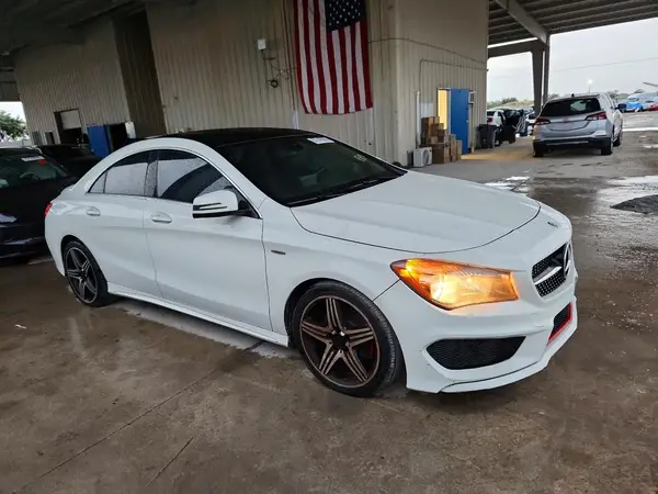 WDDSJ4EB5GN331375 — 2016 Mercedes-Benz CLA-Klasse, фото 4 с аукциона Copart 14.10.2026, Естественный износ