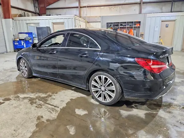 WDDSJ4GB3HN413121 — 2017 Mercedes-Benz CLA-Klasse, фото 2 с аукциона Copart, Передняя часть