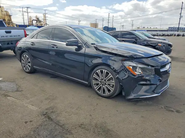 WDDSJ4EB2JN689671 — 2018 Mercedes-Benz CLA-Klasse, фото 4 с аукциона Copart 28.09.2026, Передняя часть