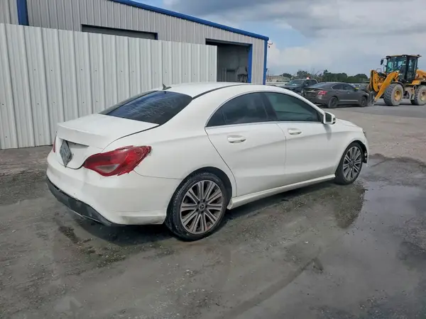 WDDSJ4EB5JN678728 — 2018 Mercedes-Benz CLA-Klasse, фото 3 с аукциона Copart 13.10.2026, Передняя часть