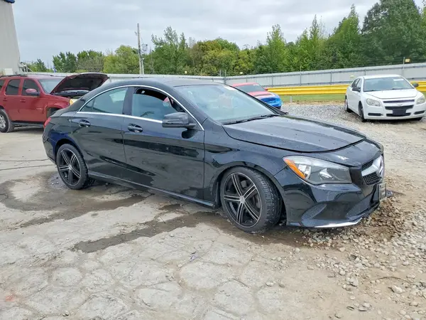 WDDSJ4EB6JN652610 — 2018 Mercedes-Benz CLA-Klasse, фото 4 с аукциона Copart, Боковая часть