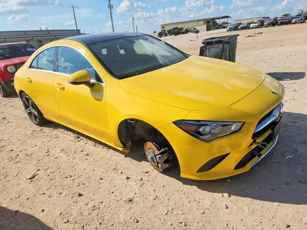 W1K5J4GB3MN238229 — 2021 Mercedes-Benz CLA-Klasse, фото 4 с аукциона Copart, Передняя часть