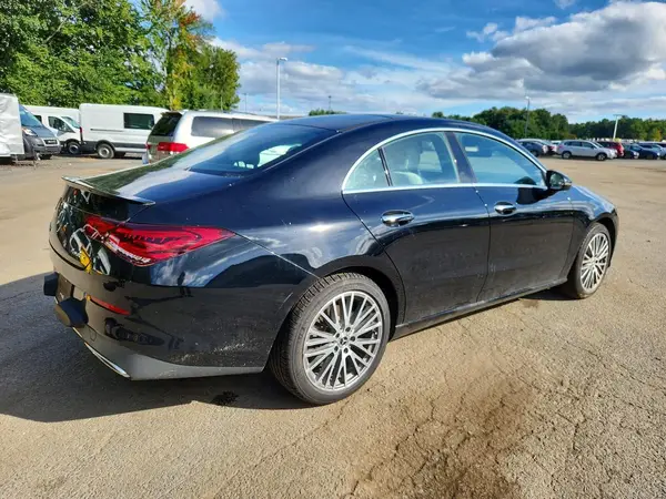 W1K5J4HB6NN286484 — 2022 Mercedes-Benz CLA-Klasse, фото 3 с аукциона Copart 01.10.2026, Боковая часть