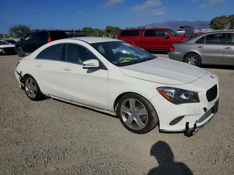 2017 Mercedes-Benz CLA VIN WDDSJ4EB7HN431561 фото 4