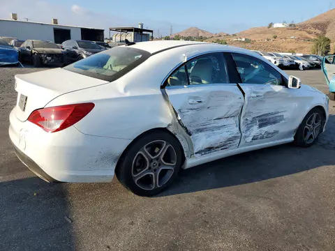 2018 Mercedes-Benz CLA VIN WDDSJ4EB6JN683338 фото 3