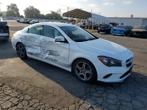 2018 Mercedes-Benz CLA VIN WDDSJ4EB6JN683338 фото 4