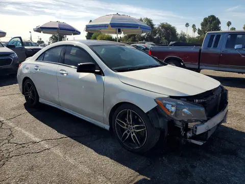 2018 Mercedes-Benz CLA VIN WDDSJ4EB2JN571670 фото 4
