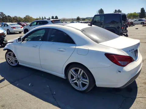 2019 Mercedes-Benz CLA VIN WDDSJ4EB5KN739531 фото 2