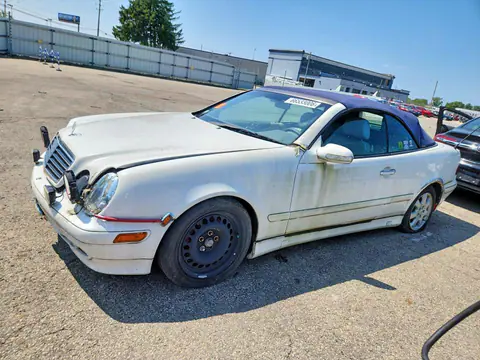 WDBLK65G23T141332 — 2003 Mercedes-Benz CLK, Передняя часть (Front End), фото до ремонта