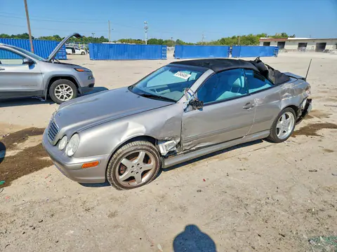 WDBLK70G63T143937 — 2003 Mercedes-Benz CLK, Задняя часть (Rear End), фото до ремонта